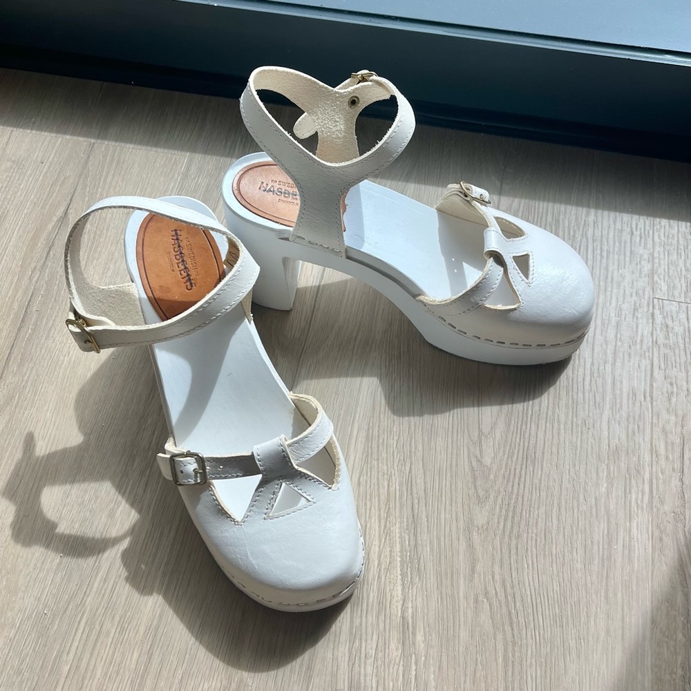 Swedish Hasbeens Retro Sky High White Clog - Picture 3 of 12